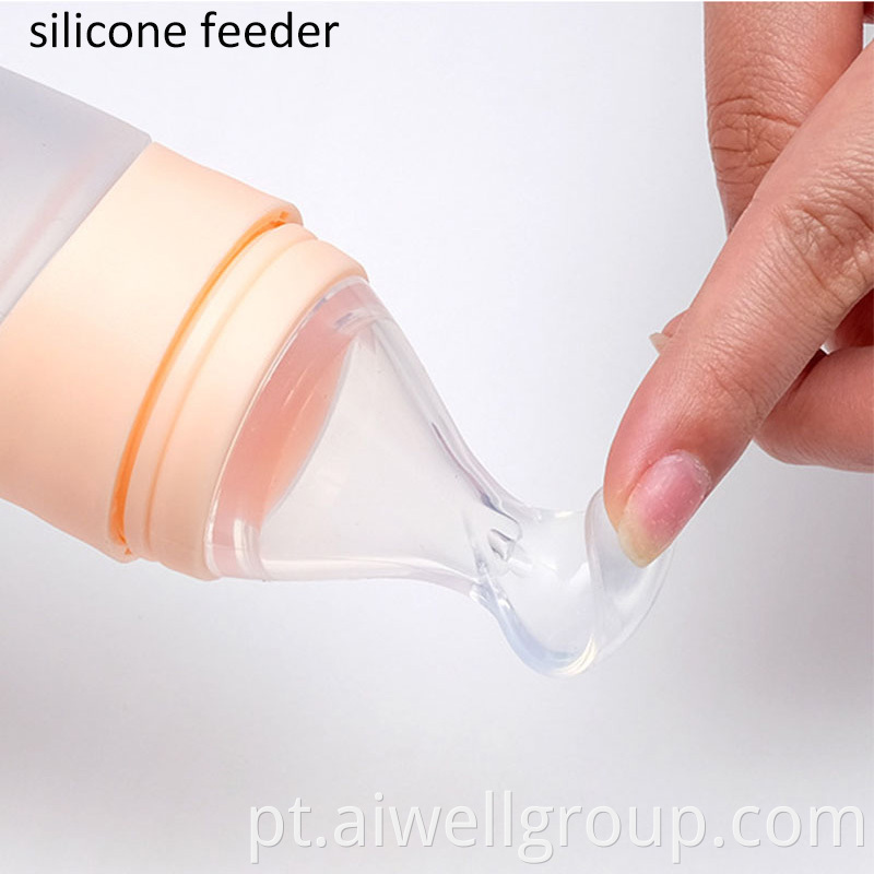 Silicone Baby Squeeze Weaning Feeder